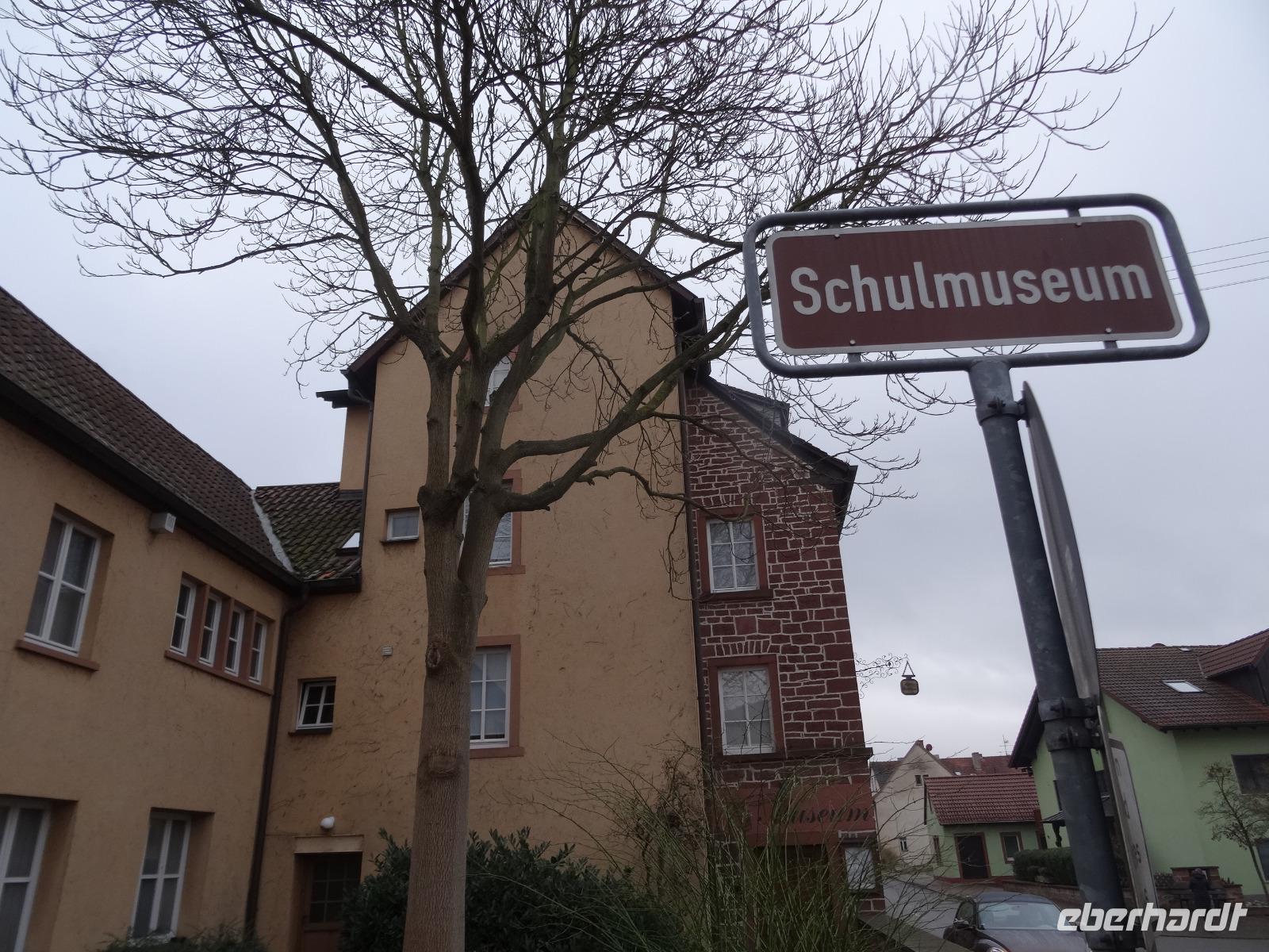Lohr Schulmuseum (1) &ndash; &copy; Gisela Hohlfeld (Eberhardt TRAVEL)