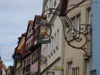 Rothenburg o.T. Hausschilder &ndash; &copy; Gisela Hohlfeld (Eberhardt TRAVEL)