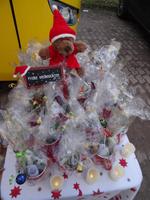 Weihnachtsbeschehrung (2) &ndash; &copy; Gisela Hohlfeld (Eberhardt TRAVEL)