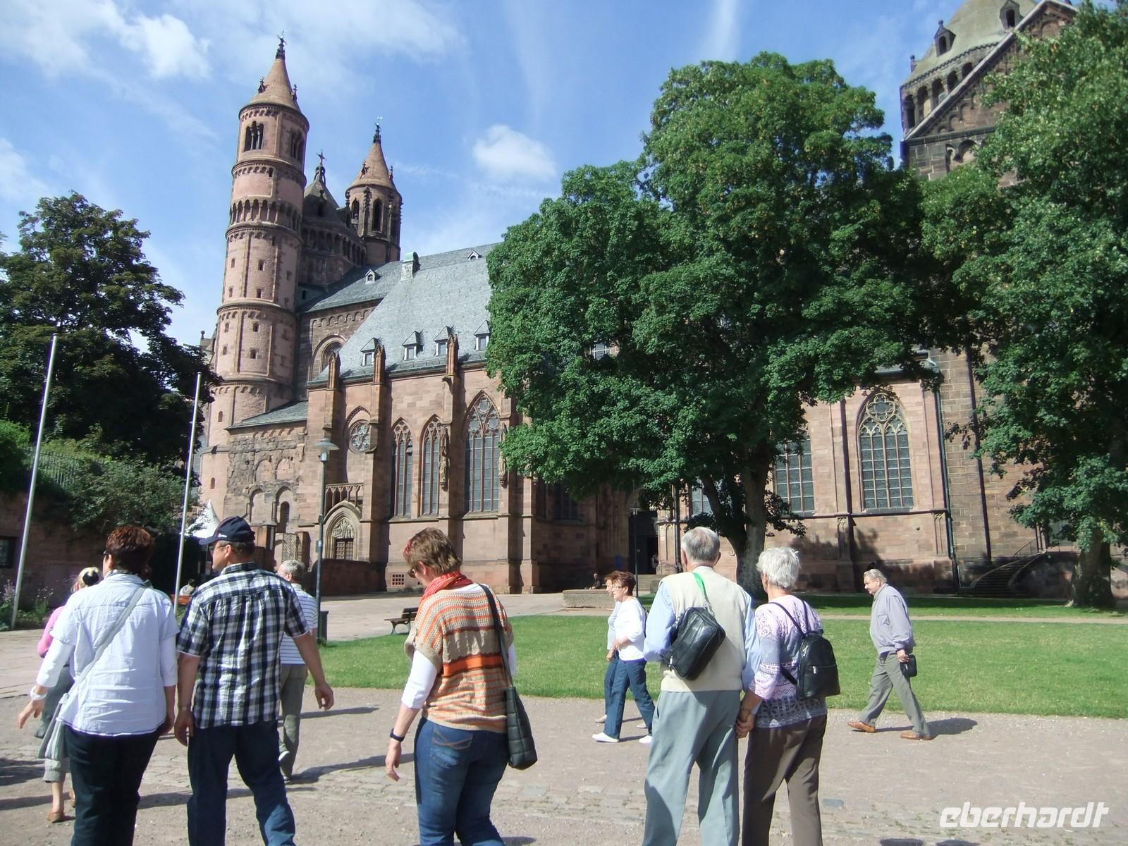 Am Dom in Worms &ndash; &copy; Martina Pötschke (Eberhardt TRAVEL)