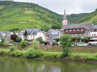 Weindörfer an der Mosel &ndash; &copy; Irene Schneider (Eberhardt TRAVEL)