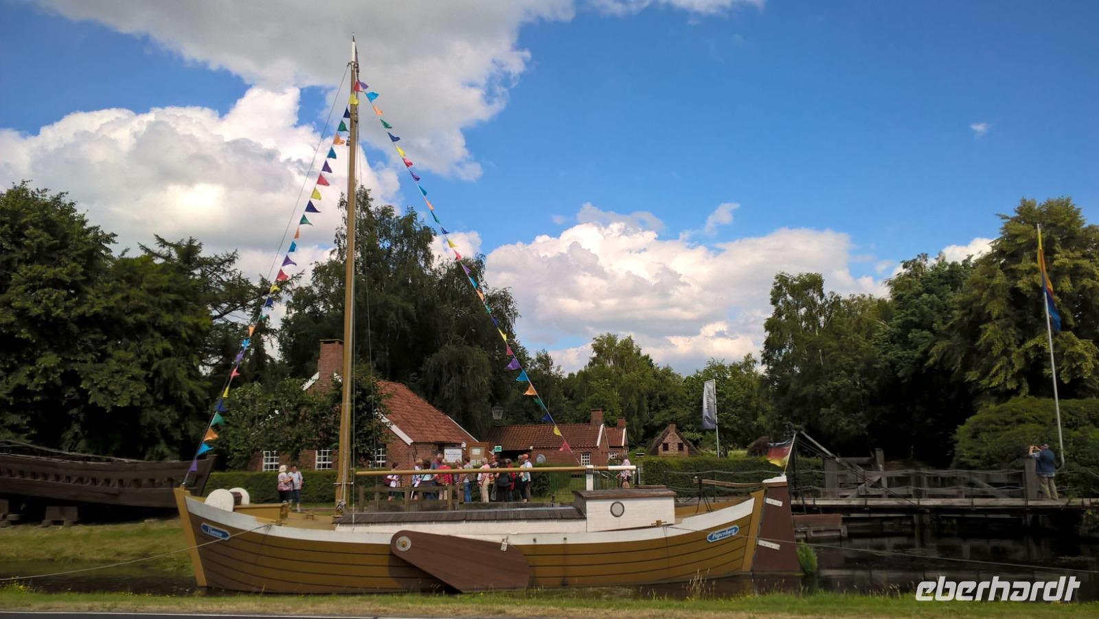 Von Velen Anlage &ndash; &copy; Kerstin Hugel (Eberhardt TRAVEL)