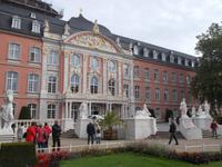 DSCN4721  Schloß Trier &ndash; &copy; Kerstin Veit (Eberhardt TRAVEL)