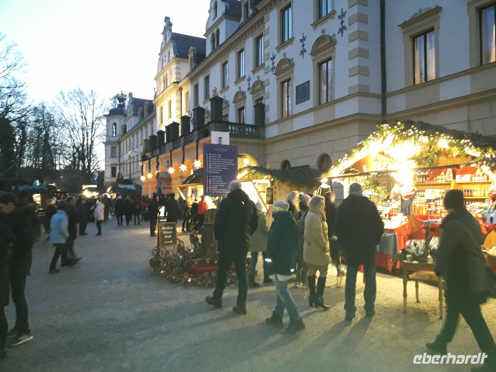 Schloss Thurn & Taxis: Weihnachtsmarkt &ndash; &copy; Wolfgang Balling (Eberhardt TRAVEL)