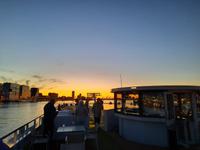 Flusskreuzfahrt mit A-ROSA FLORA • abendliche Hafenrundfahrt in Amsterdam &ndash; &copy; Franziska Bergmann (Eberhardt TRAVEL)