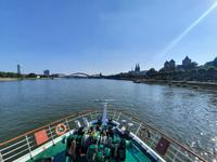 Flusskreuzfahrt mit A-ROSA FLORA • unterwegs auf dem Rhein, vorbei an Köln &ndash; &copy; Franziska Bergmann (Eberhardt TRAVEL)