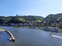 Flusskreuzfahrt mit A-ROSA FLORA • Blick auf Cochem &ndash; &copy; Franziska Bergmann (Eberhardt TRAVEL)