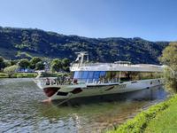 Flusskreuzfahrt mit A-ROSA FLORA • Ankern in Cochem &ndash; &copy; Franziska Bergmann (Eberhardt TRAVEL)
