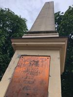 Distanzsäule in Rheinsberg &ndash; &copy; Sabine C. Seifert (Eberhardt TRAVEL)