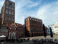 Stralsund - alter Markt &ndash; &copy; Lea Weigmann (Eberhardt TRAVEL)