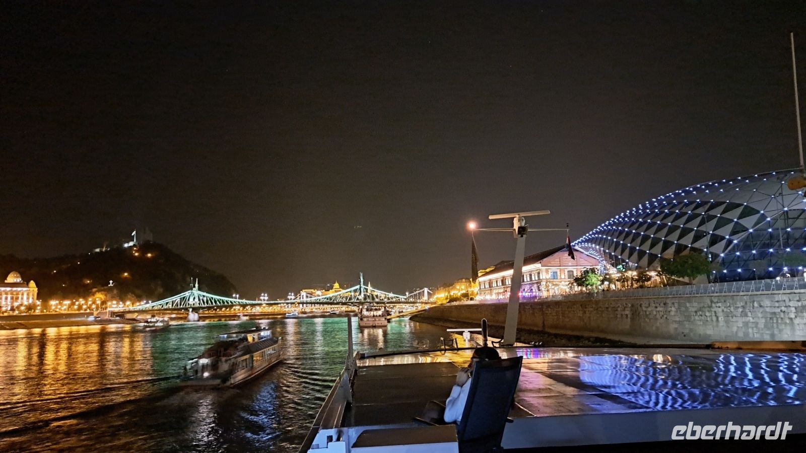 Budapest bei Nacht 7.jpg &ndash; &copy; Marion Kottlos (Eberhardt TRAVEL)