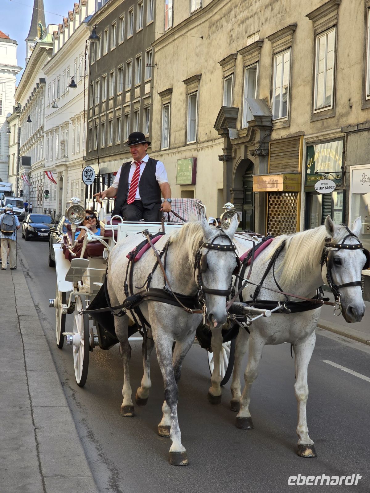 Wien Fiaker &ndash; &copy; Marion Kottlos (Eberhardt TRAVEL)