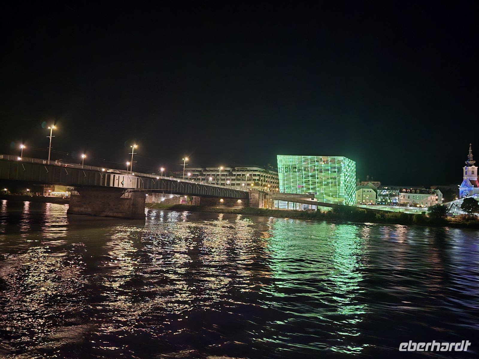 Linz am Abend 3 &ndash; &copy; Marion Kottlos (Eberhardt TRAVEL)