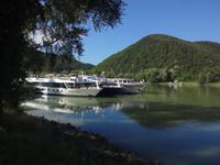 MS Rossini (an 3.Stelle) in Dürnstein &ndash; &copy; Simone Weißer (Eberhardt TRAVEL)