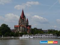 Franz-Joseph JubilÃ€umskirche in Wien &ndash; &copy; Simone Weißer (Eberhardt TRAVEL)