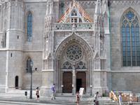 Hauptportal der Matthiaskirche