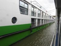Donau - ein Schiff wird kommen &ndash; &copy; Sabine Letzybyll (Eberhardt TRAVEL)