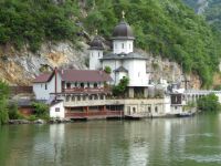 Kloster im Eisernen Tor.JPG &ndash; &copy; Georg Berger (Eberhardt TRAVEL)
