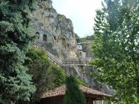 Felsenkloster Basarbovo &ndash; &copy; Petra Scherbaum (Eberhardt TRAVEL)