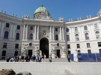 Am Michaelerplatz  &ndash; &copy; Martina Pötschke (Eberhardt TRAVEL)