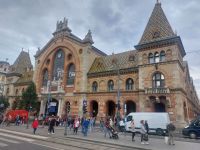 2024 Donaukreuzfahrt: Budapest - Markthalle von außen &ndash; &copy; Dieter Braune (Eberhardt TRAVEL)