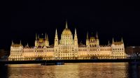 Das Parlament am Abend &ndash; &copy; Andreas Kunzmann (Eberhardt TRAVEL)
