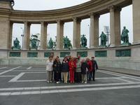 EHT Gruppe am Heldenplatz &ndash; &copy; Steffi Zimmermann (Eberhardt TRAVEL)