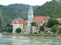 Stiftskirche in Dürnstein &ndash; &copy; Steffi Zimmermann (Eberhardt TRAVEL)