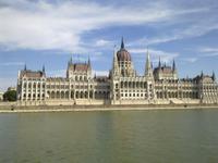 Budapest Parlament &ndash; &copy; Sylvia Lehnort (Eberhardt TRAVEL)