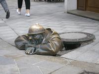  Bratislava:Der Cumil (Beobachter) &ndash; &copy; Adelheid Fritzsche (Eberhardt TRAVEL)