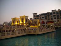 Abendstimmung an der Dubai-Fontäne &ndash; &copy; Katrin Deutschbein (Eberhardt TRAVEL)