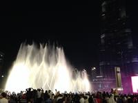 080 Dubai_Burj Khalifa - Wasserspiele &ndash; &copy; Patrick Fritzsche (Eberhardt TRAVEL)