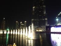 086 Dubai_Burj Khalifa - Wasserspiele &ndash; &copy; Patrick Fritzsche (Eberhardt TRAVEL)