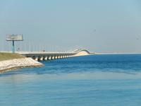 300 Bahrain - King Fahad Causeway &ndash; &copy; Patrick Fritzsche (Eberhardt TRAVEL)