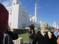 Erklärungen zur Moschee &ndash; &copy; Christine Paulan (Eberhardt TRAVEL)
