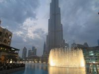 Dubai Mall Wasserspiele &ndash; &copy; Kathrin Mickan (Eberhardt TRAVEL)