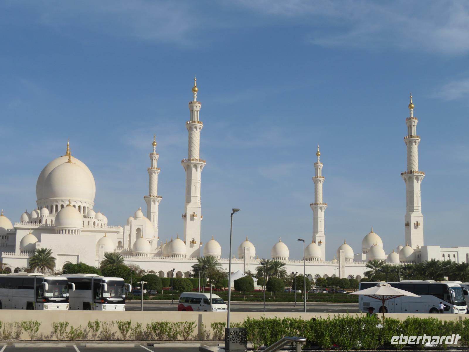 Sheikh Zayed Grand Moschee &ndash; &copy; Bianca Demmer (Eberhardt TRAVEL)