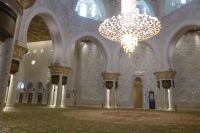 Große Shaikh Zayed Moschee Abu Dhabi - Hauptgebetshalle &ndash; &copy; Frank Nimschowski (Eberhardt TRAVEL)