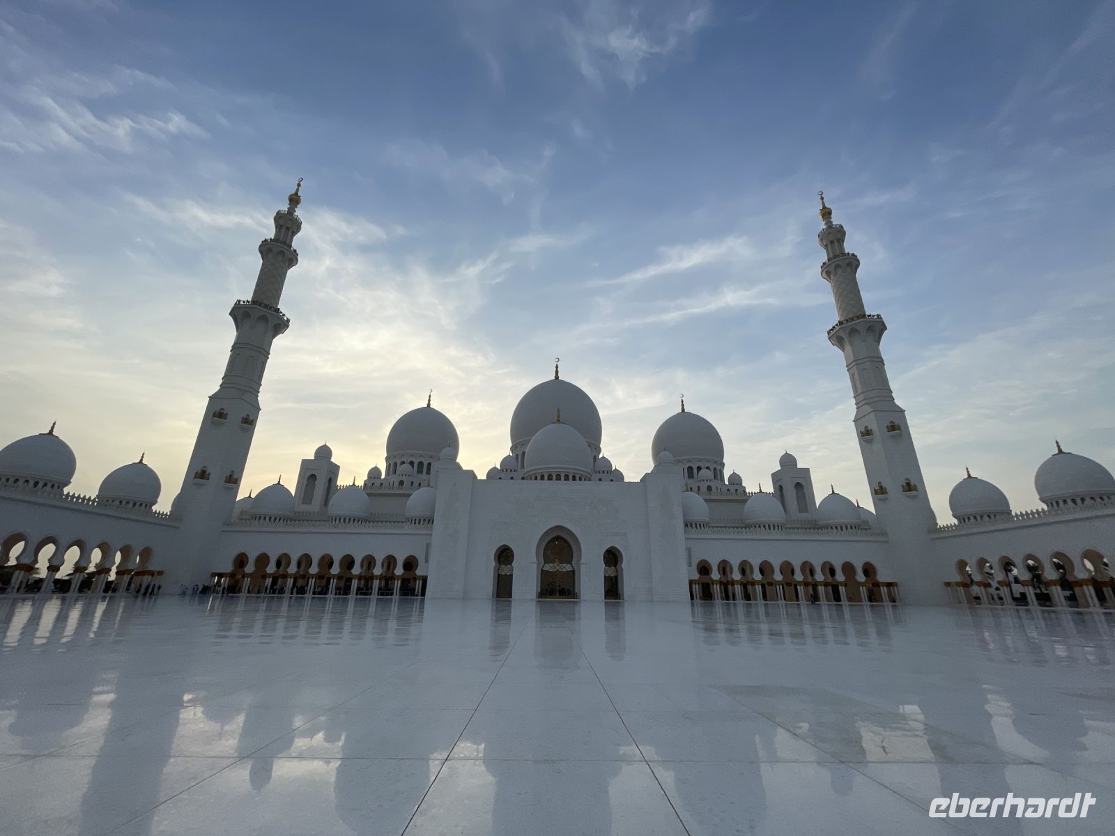 Abu Dhabi -  Scheich-Zayid-Moschee &ndash; &copy; Jacob Spangenberg (Eberhardt TRAVEL)