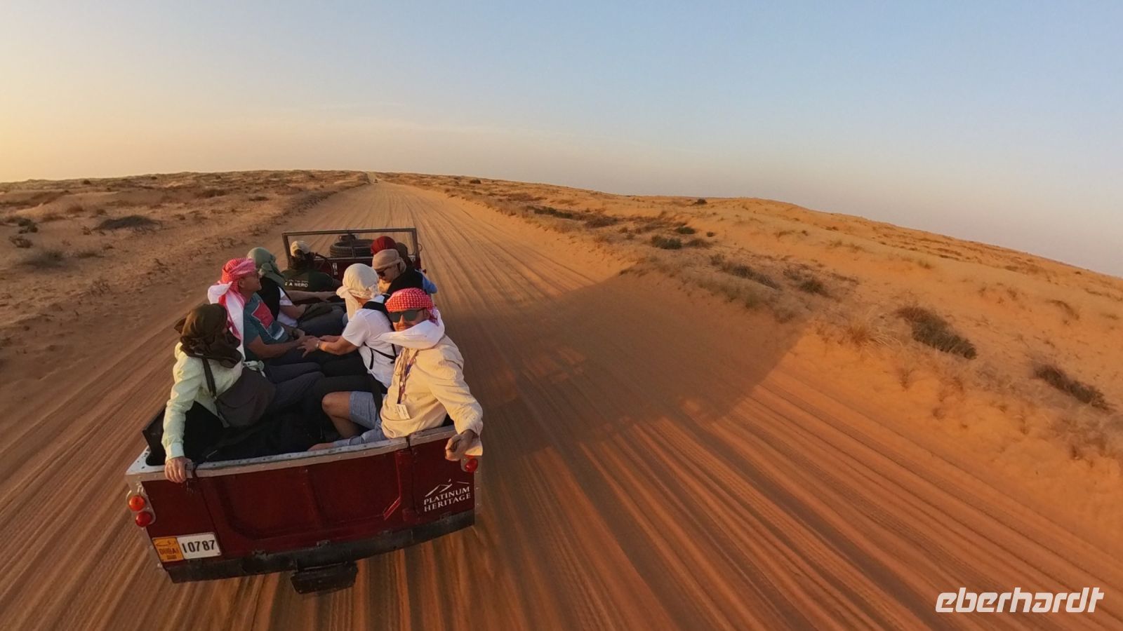 Fahrt in die Wüste &ndash; &copy; Jacob Spangenberg (Eberhardt TRAVEL)
