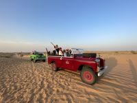 Fotostopp in den Sanddünen &ndash; &copy; Jacob Spangenberg (Eberhardt TRAVEL)