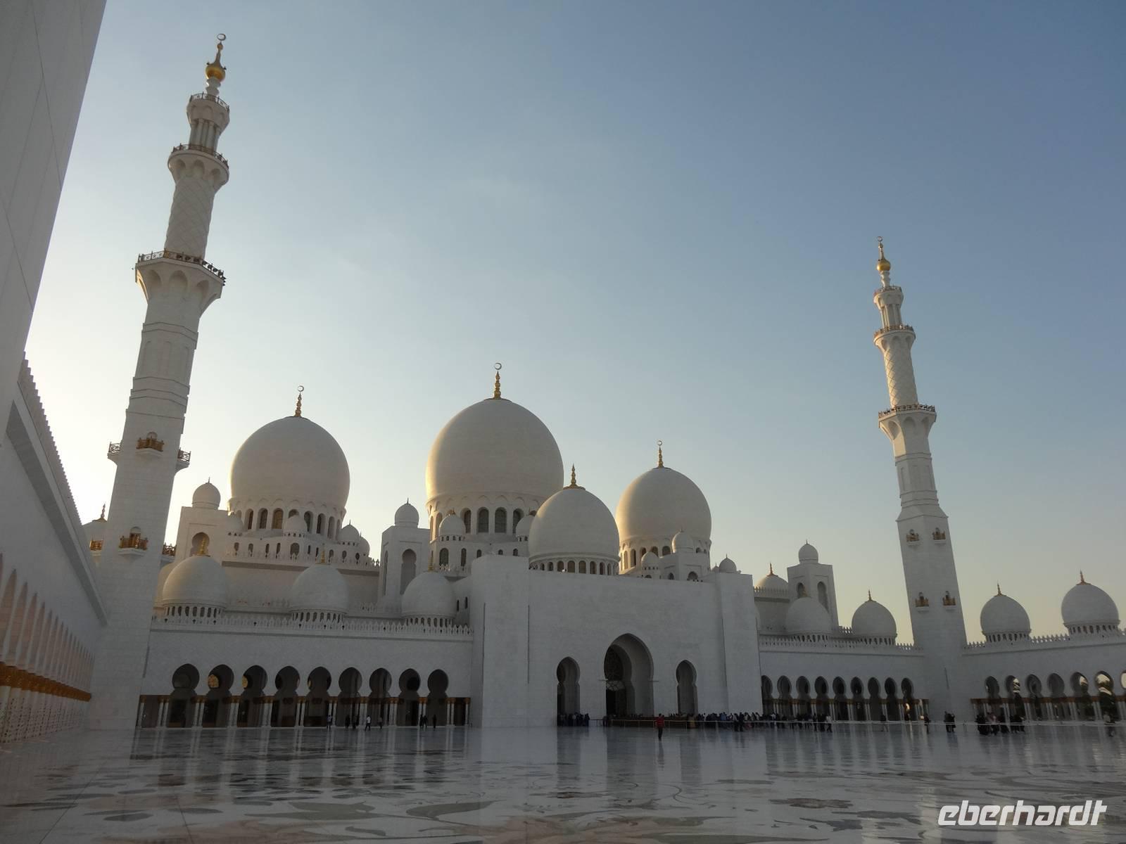 Sheikh Zayed Moschee Abu Dhabi &ndash; &copy; Anne Schröder (Eberhardt TRAVEL)