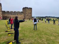 Flugstunde Alnwick Castle &ndash; &copy; Philip Seidel (Eberhardt TRAVEL)