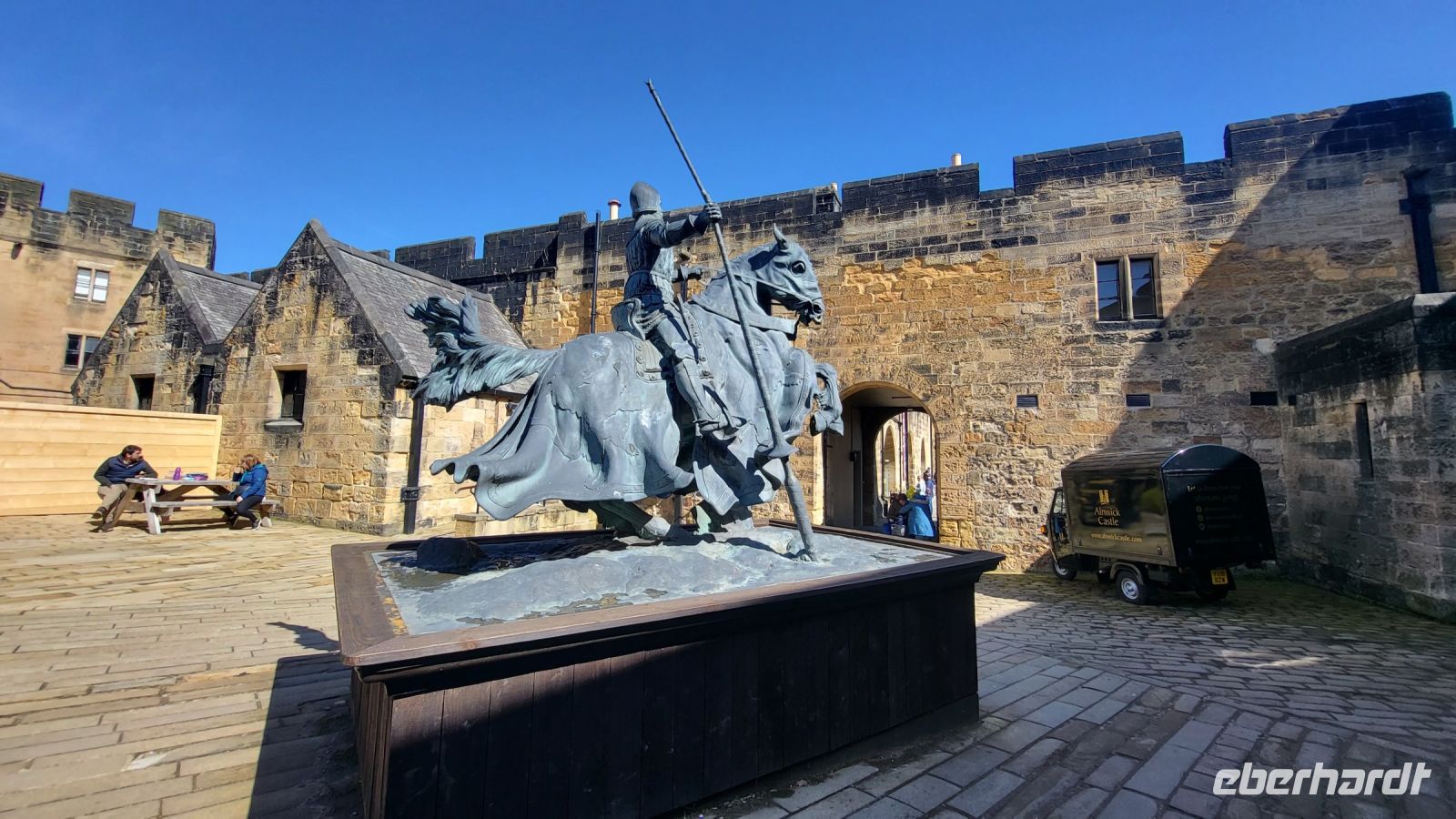 144 – England, Alnwick &ndash; &copy; Vivien Fiedler (Eberhardt TRAVEL)