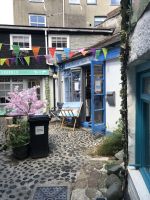 Innenhof in St. Ives &ndash; &copy; Sabine C. Seifert (Eberhardt TRAVEL)