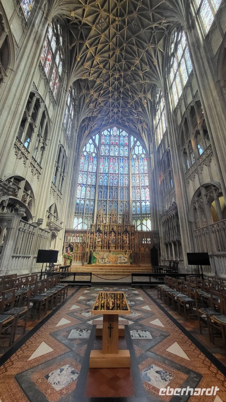 151 – Gloucester Kathedrale &ndash; &copy; Vivien Fiedler (Eberhardt TRAVEL)