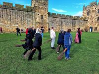 Alnwick Castle. Broomstick Training &ndash; &copy; Heike Jack (Eberhardt TRAVEL)