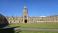 Christ Church College &ndash; &copy; Merle Decker (Eberhardt TRAVEL)