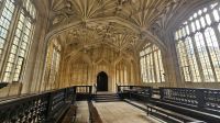 Divinity School &ndash; &copy; Merle Decker (Eberhardt TRAVEL)
