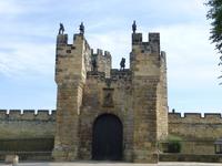 Alnwick - Haupttor &ndash; &copy; Claudia Bernhardt (Eberhardt TRAVEL)
